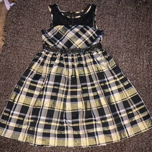 Samantha says girls party dress size 14-16 XL